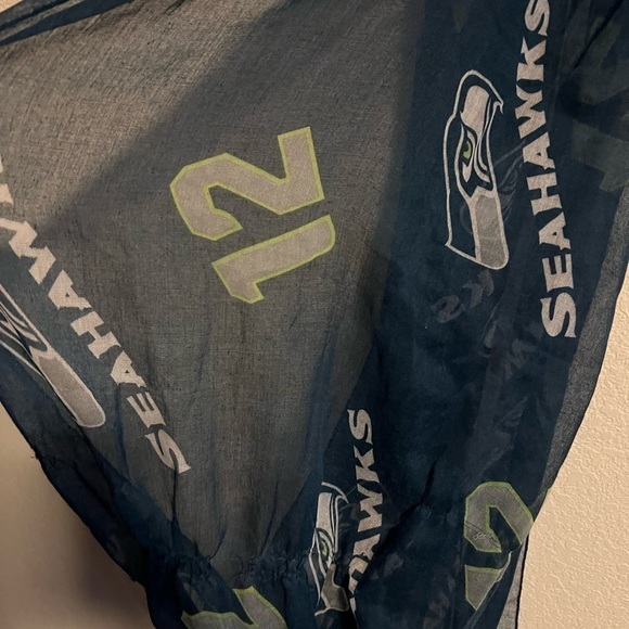 Seattle Seahawks Infinity Scarf - Picture 3 of 6